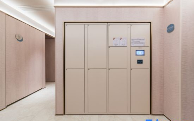 HanTing Hotel (Shanghai Songtang Road South Changjiang Road Subway Station)