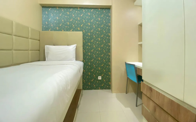 Restful And Modern 2Br Bassura City Apartment