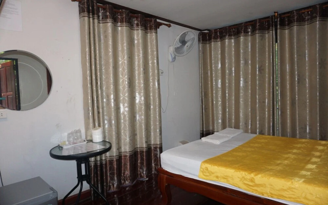Jiratchaya Garden Hotel