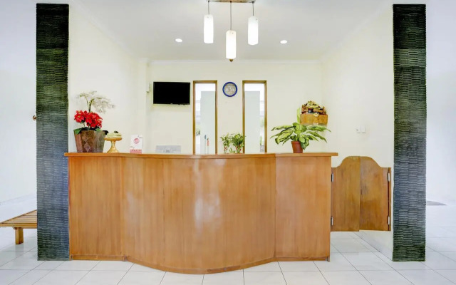 OYO 3910 Teges Inn