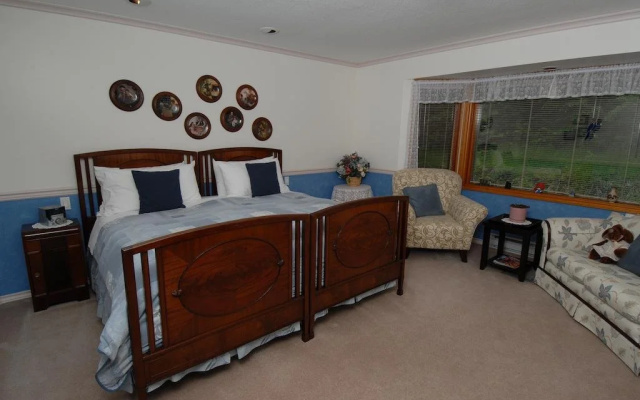 Cobble House Bed & Breakfast