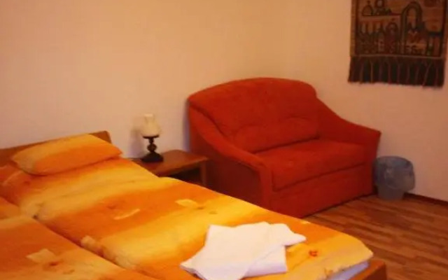 Tip-Top Lak Vendégház