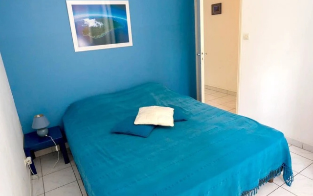 Apartment With one Bedroom in La Saline-les-bains, With Furnished Terr