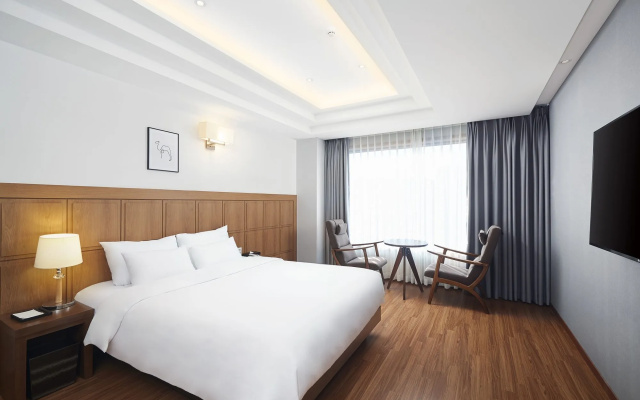 Lion Hotel