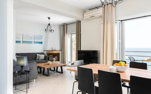 Glyfa Beach Villas