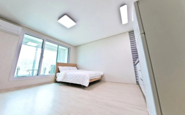 Goseong Big Island Pension