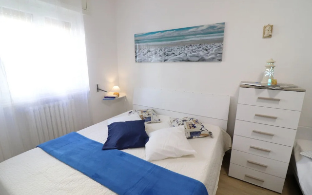 Luisa Holiday House With Air Conditioning And Balcony