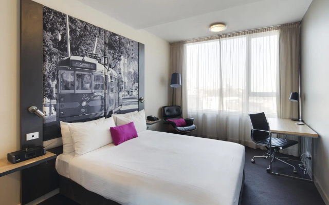 Mercure Melbourne Therry Street