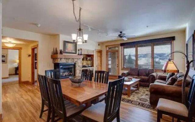 4207 Aspen Lodge