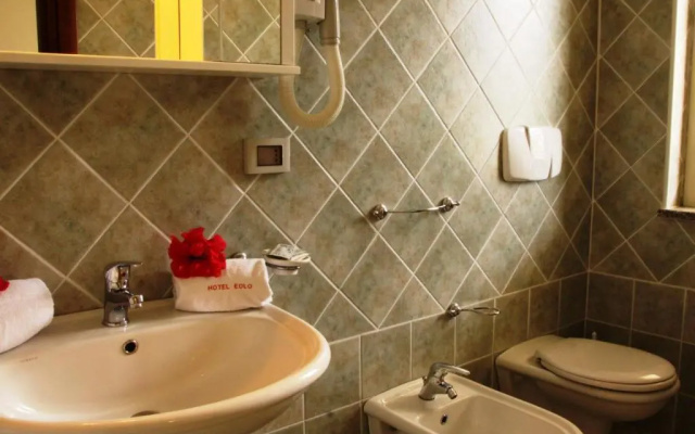 Graceland rooms and suites