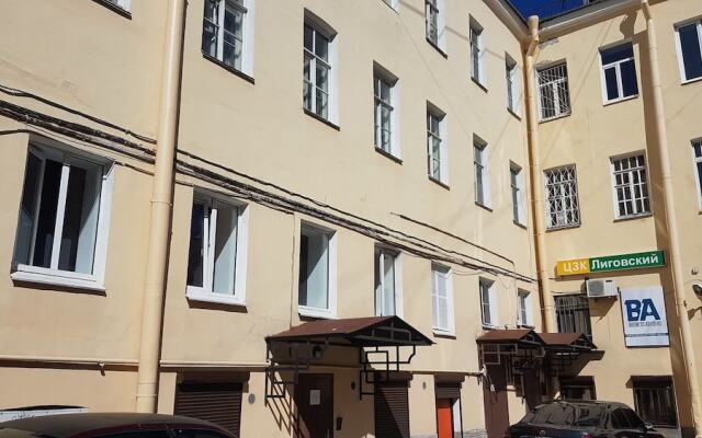 Гостиница Апарт-отель Pastel, Лиговский пр-т, 80 в Санкт-Петербурге отзывы, цены и фото номеров - забронировать гостиницу Апарт-отель Pastel, Лиговский пр-т, 80 онлайн Санкт-Петербург вид на фасад