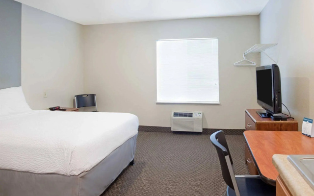 Woodspring Suites Tallahassee Northwest