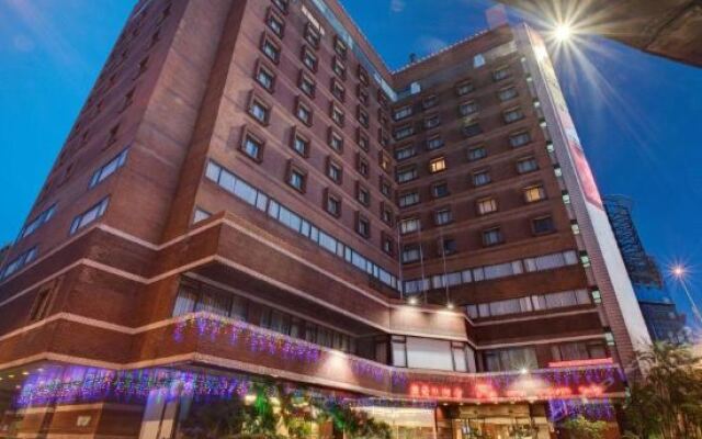 Отель Riverview Suites Taipei вид на фасад