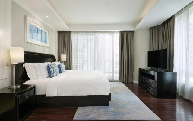Dusit Suites Hotel Ratchadamri, Bangkok
