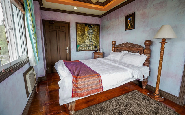 Altamira Boutique House