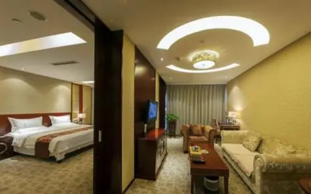 Dongfang Hotel