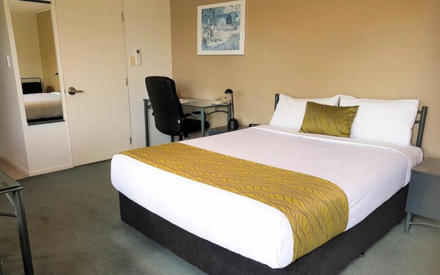 Academy Motor Inn