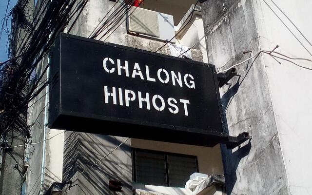 Отель Chalong Hip Host and J.J. Bar вид на фасад