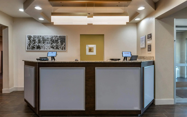 Sleep Inn & Suites Kalamazoo Southwest