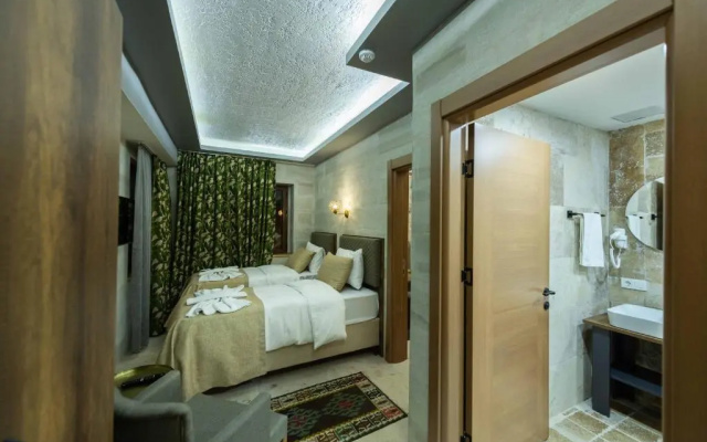 Ahiyan Hotel