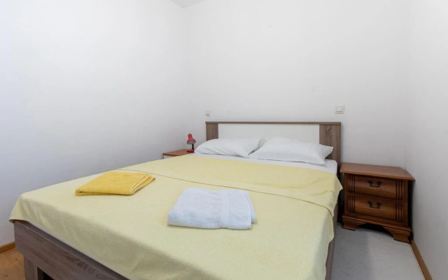 Nice Apartment in Klek With Wifi and 2 Bedrooms