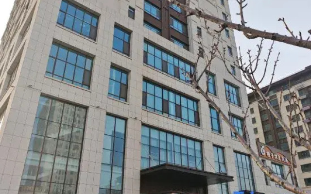 Monster E-sports Apartment