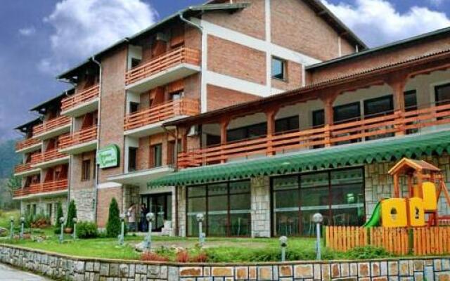 Отель Tourist center Momina Krepost Велико Тырново вид на фасад