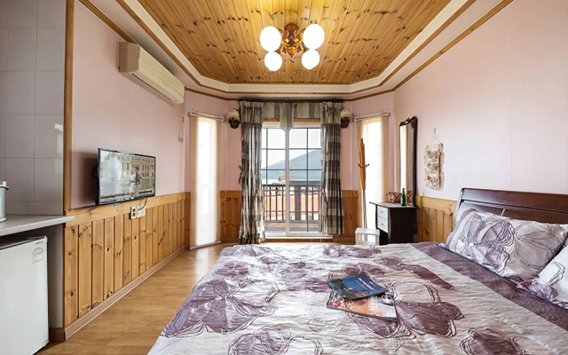 Geoje Green House Pension