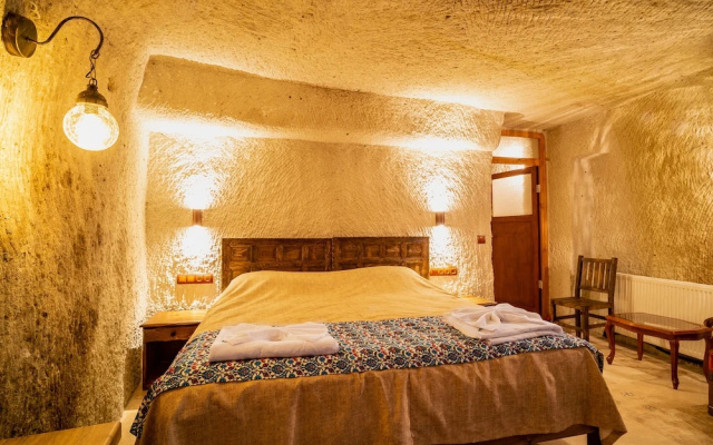Cappadocia Inans Cave