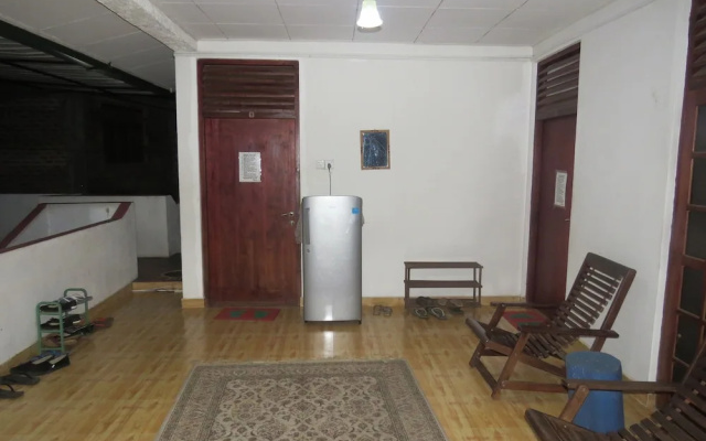 Thisara Guest Hotel Rooms
