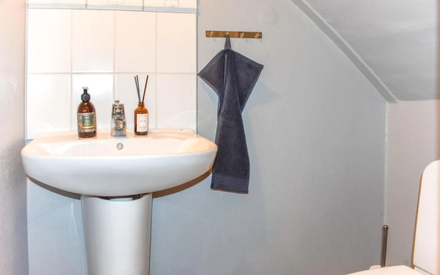 Stunning Home in Ystad With Wifi and 4 Bedrooms