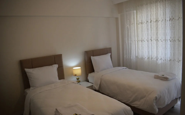 Zahi Hotel