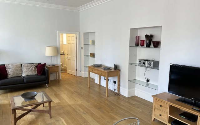 Historic Luxury Apartment in Inverness City Centre