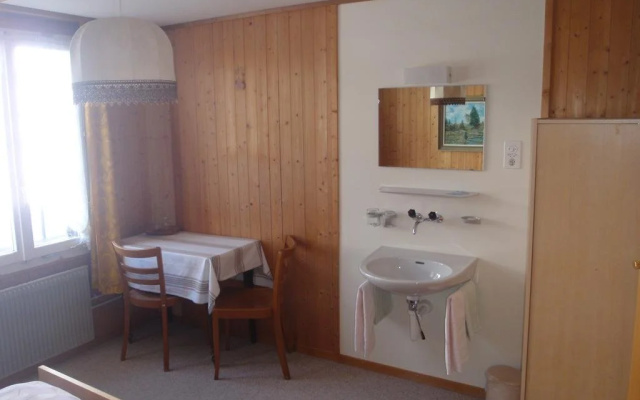 Hotel Alpenrose Saxeten