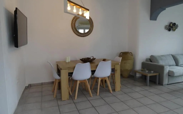 Santo Riviera House