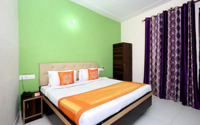 Silver One By OYO Rooms
