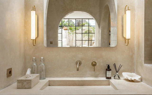 Luxe & Unique Honeymoon Bocami Suites-1 By Azure