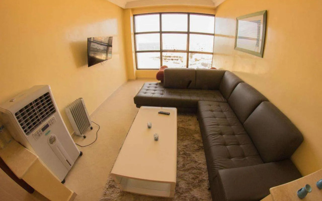 Newcenter Suites