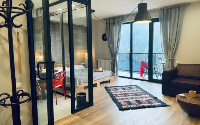Kazbegi Stylish Apartment