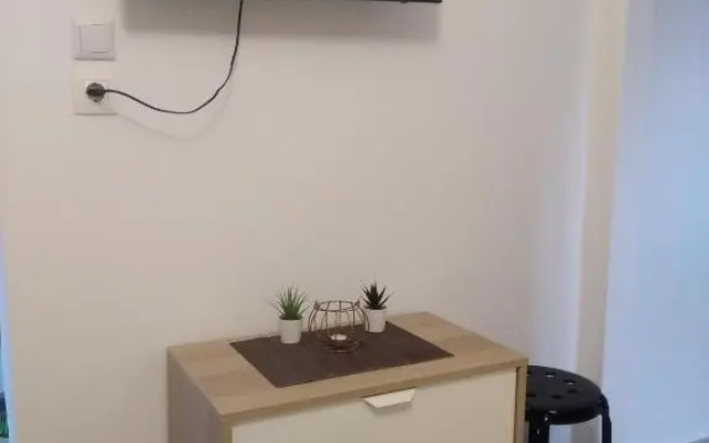 The Garden Studio 2