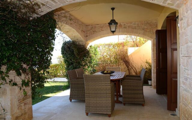 Отель Villa Marina-Luxury Villa with Private Pool вид на фасад