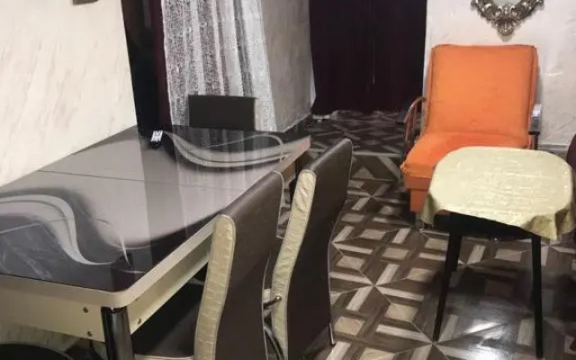 Room Near 6 May Park