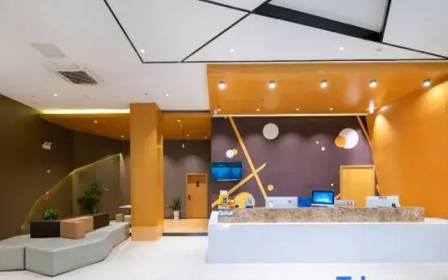 TOWO Shangpin Hotel (Nanchang West Railway Station Branch)