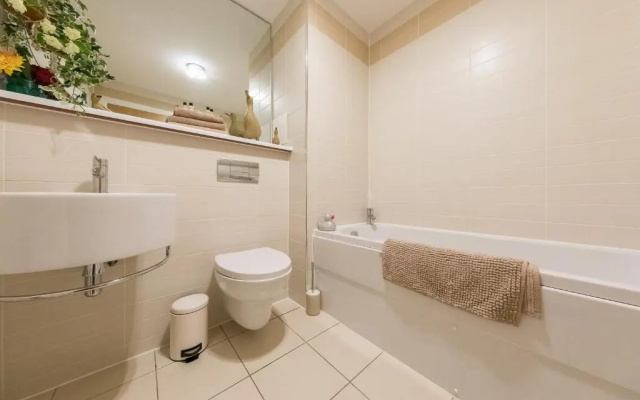 The Broch, 1st Floor, Luxurious City Centre Apartment