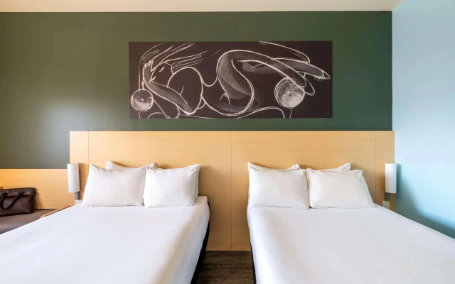 ibis Queretaro