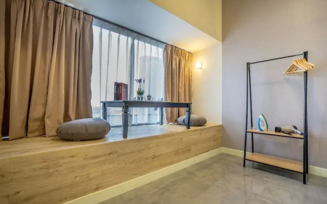 Imperio Residence with Private Bathtub by Lets Stay