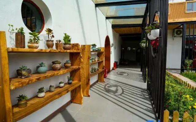 Narati Jansshe · Light enjoy homestay