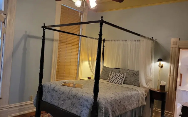 1890 Williams House Inn