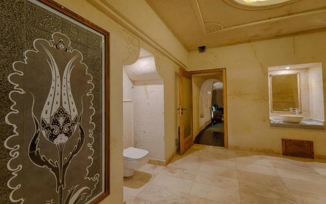 Taru Cave Suites