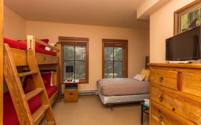 Oro Grande #206 - 2 Br Condo
